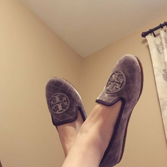 Tory Burch‎ Size 5 Taupe Gray Velvet Billy Quilted Slippers - Picture 10 of 10